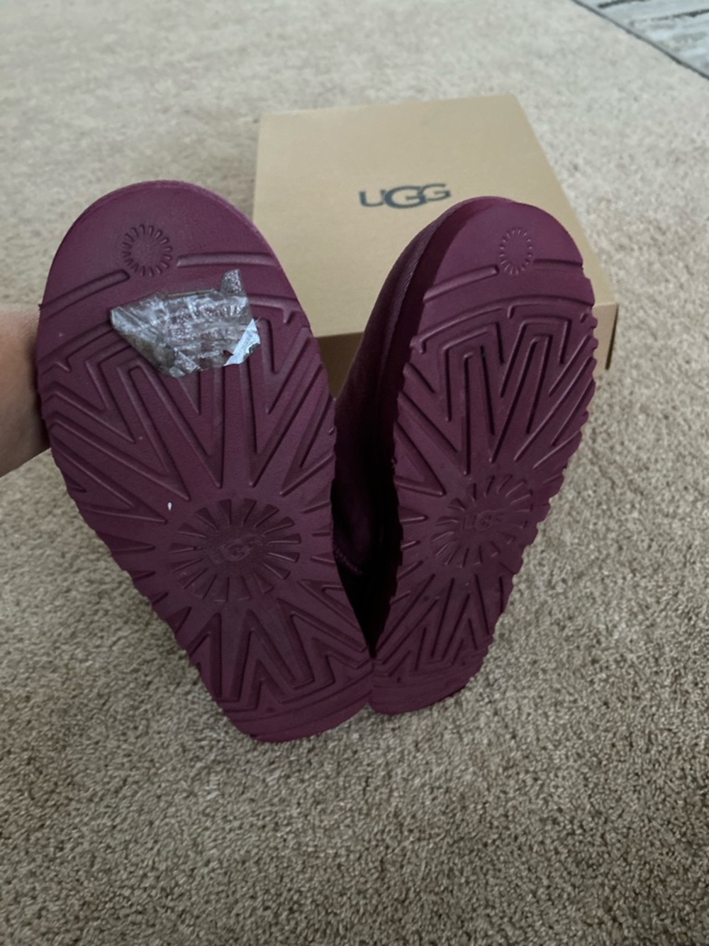 UGG ultra classic mini boots. - Picture 3 of 16